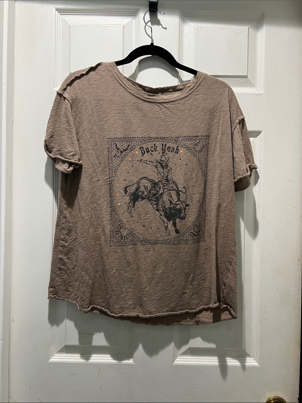White Crow Taupe Graphic 'Buck Yeah' Short Sleeve Tee